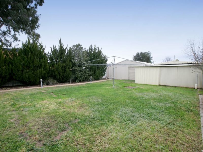 Photo - 10 Salmon Street, Wagga Wagga NSW 2650 - Image 14