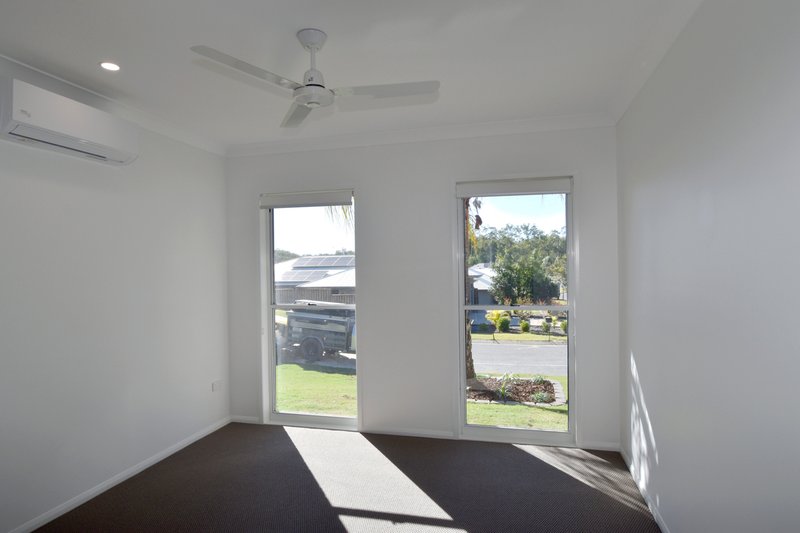 Photo - 10 Salt Court, Boyne Island QLD 4680 - Image 6