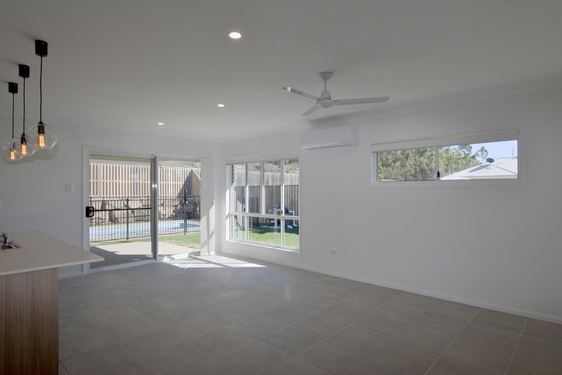 Photo - 10 Salt Court, Boyne Island QLD 4680 - Image 14