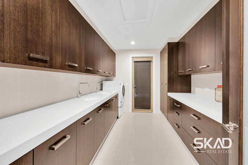 Photo - 10 Sanctuary Rise, Mickleham VIC 3064 - Image 19