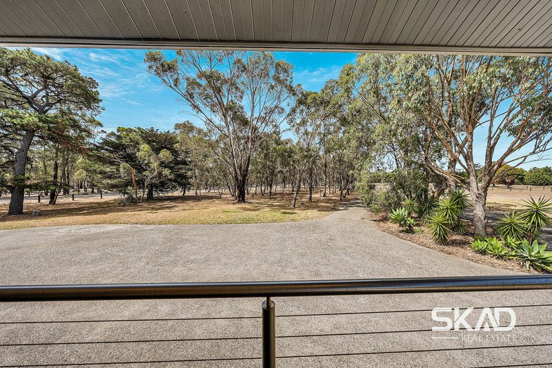 Photo - 10 Sanctuary Rise, Mickleham VIC 3064 - Image 22