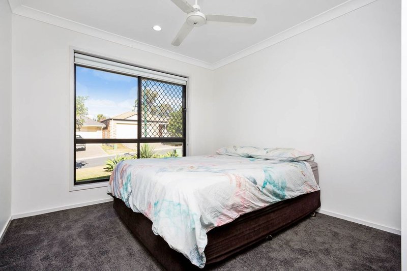 Photo - 10 Sandi Street, Oxley QLD 4075 - Image 9