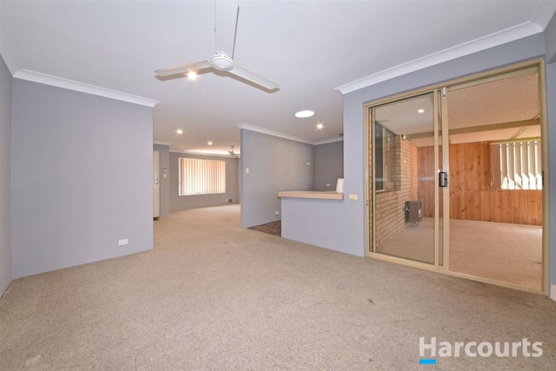 Photo - 10 Sapling Way, Hocking WA 6065 - Image 7