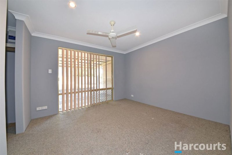 Photo - 10 Sapling Way, Hocking WA 6065 - Image 8