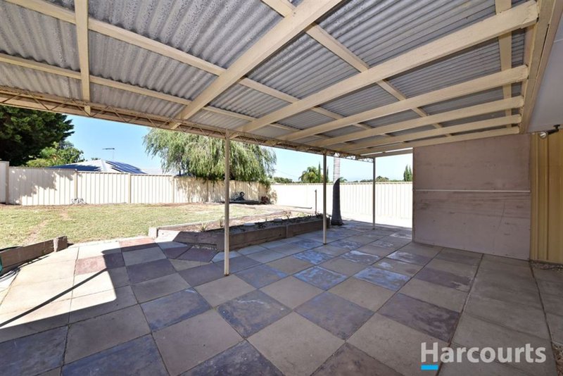 Photo - 10 Sapling Way, Hocking WA 6065 - Image 14