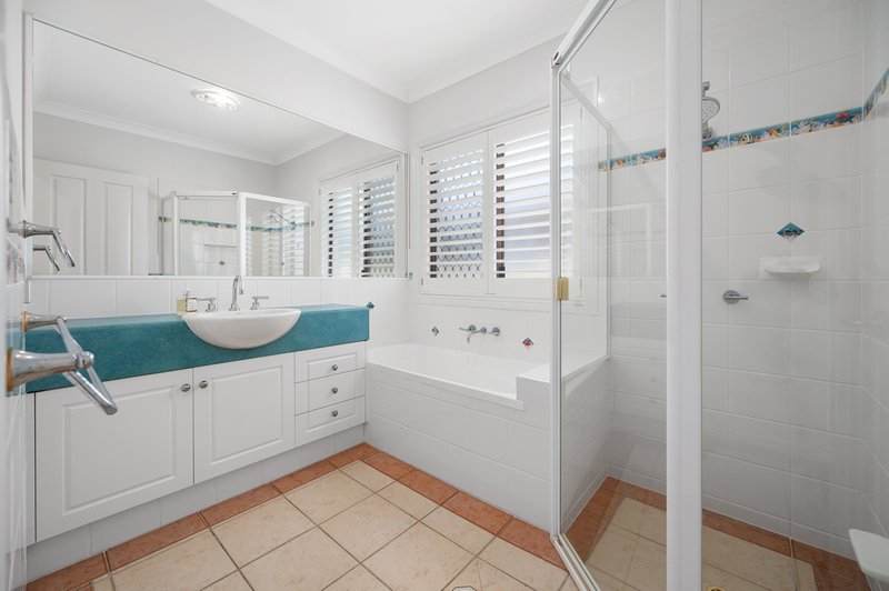 Photo - 10 Sapphire Street, Hollywell QLD 4216 - Image 19