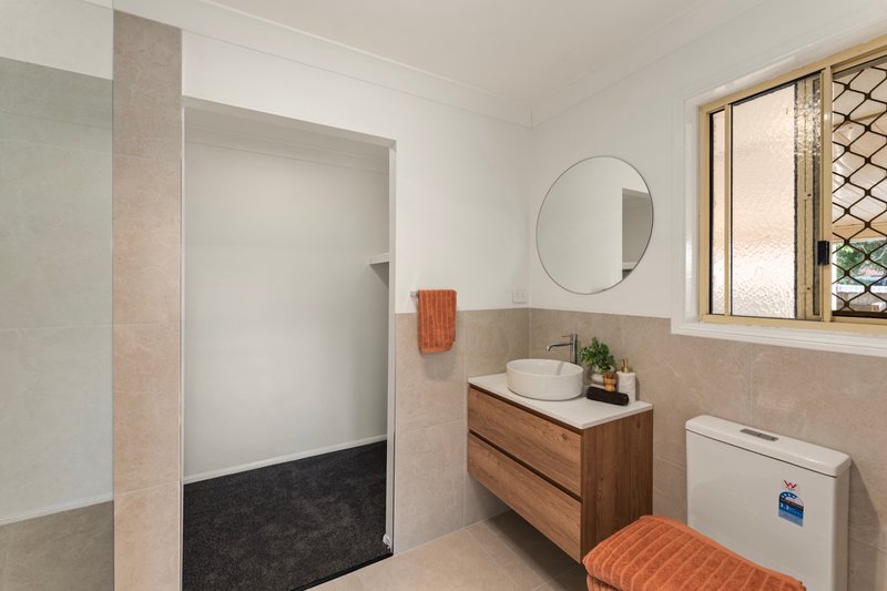 Photo - 10 Sarah Court, Deception Bay QLD 4508 - Image 8