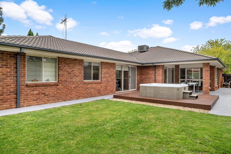 Photo - 10 Sarson Street, Gungahlin ACT 2912 - Image 2