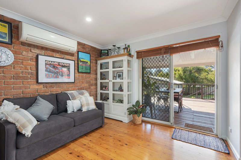 Photo - 10 Saturday Street, Tuggerawong NSW 2259 - Image 9