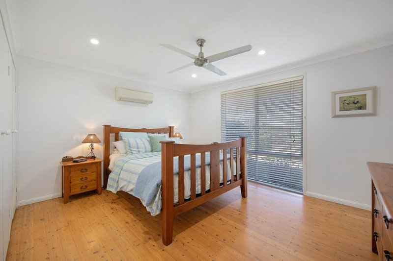 Photo - 10 Saturday Street, Tuggerawong NSW 2259 - Image 11