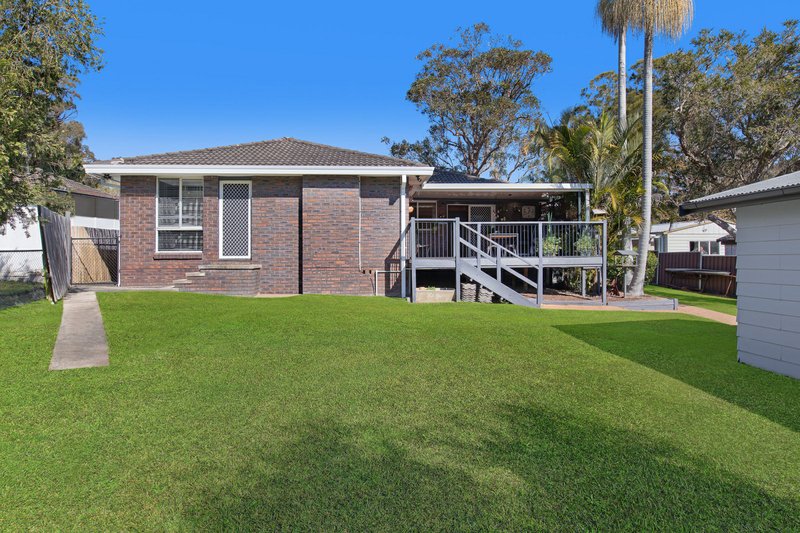 Photo - 10 Saturday Street, Tuggerawong NSW 2259 - Image 16
