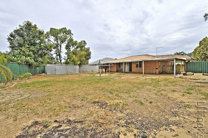 Photo - 10 Scarsdale Avenue, Coodanup WA 6210 - Image 13