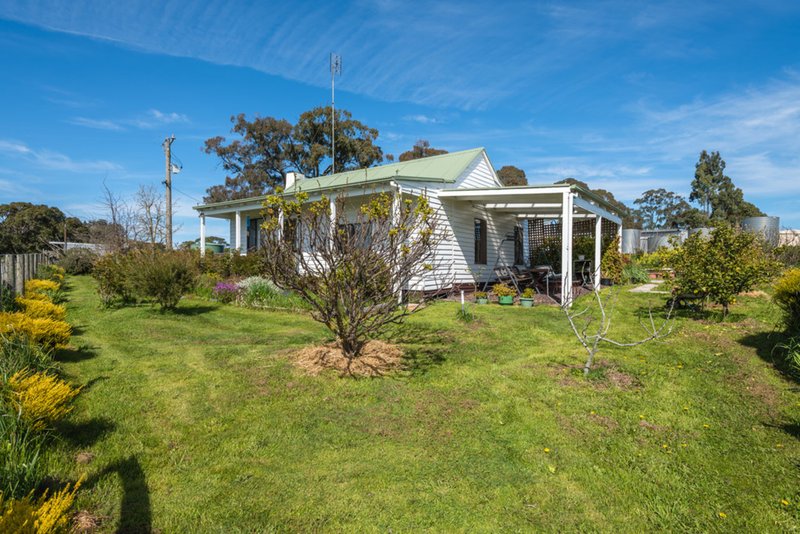 Photo - 10 Scobles Road, Drummond VIC 3461 - Image 12