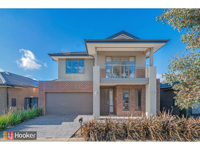 10 Scoria Circuit, Craigieburn VIC 3064