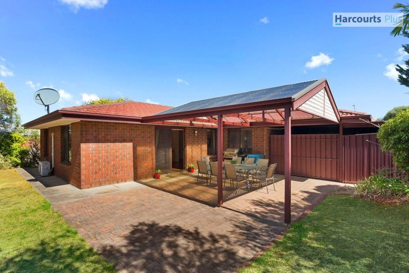 Photo - 10 Scullin Crescent, Trott Park SA 5158 - Image 16