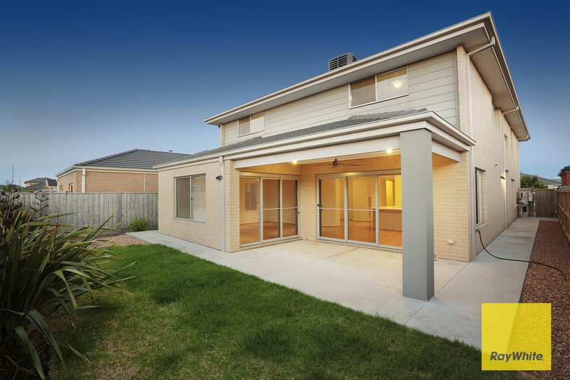 Photo - 10 Seacoast Street, Point Cook VIC 3030 - Image 13