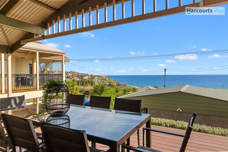 Photo - 10 Seaview Avenue, Hallett Cove SA 5158 - Image 17