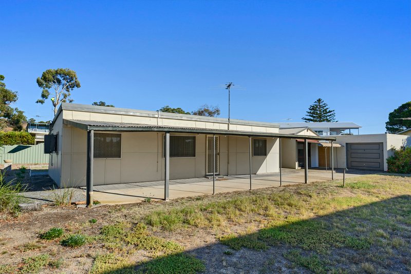 10 Second Street, Pine Point SA 5571