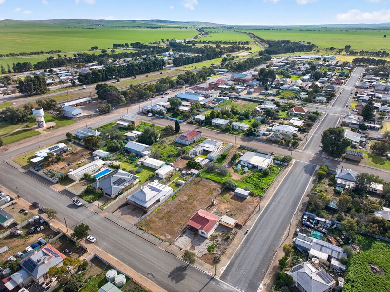 Photo - 10 Second Street, Snowtown SA 5520 - Image 20