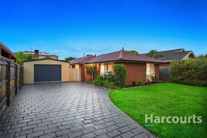 10 Sedgman Court, Mill Park VIC 3082