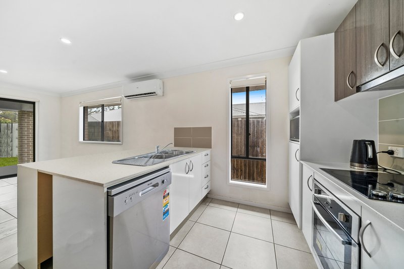 Photo - 10 Seidler Street, Logan Reserve QLD 4133 - Image 2