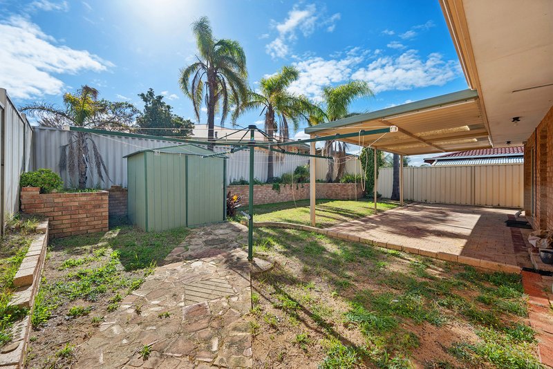 Photo - 10 Sennet Lane, Warnbro WA 6169 - Image 22