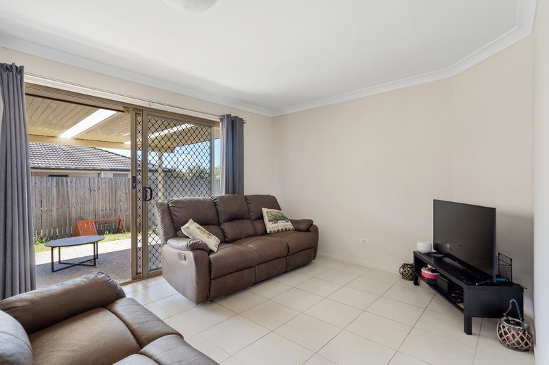 Photo - 10 Serenity Court, Crestmead QLD 4132 - Image 4