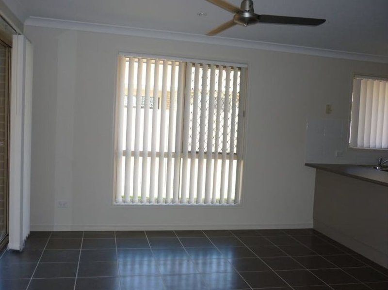 Photo - 10 Shanti Lane, Morayfield QLD 4506 - Image 5