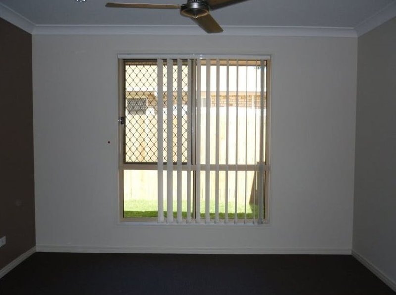 Photo - 10 Shanti Lane, Morayfield QLD 4506 - Image 6