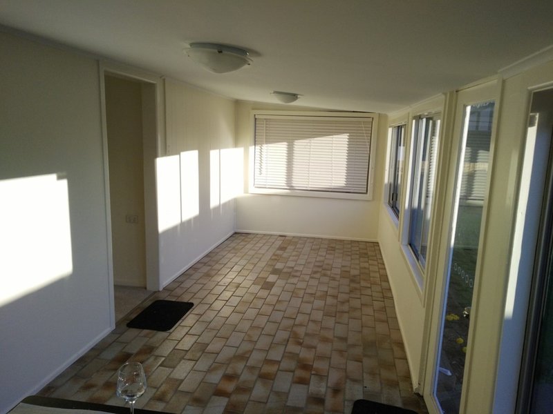 Photo - 10 Shaw Place, Wynnum West QLD 4178 - Image 8