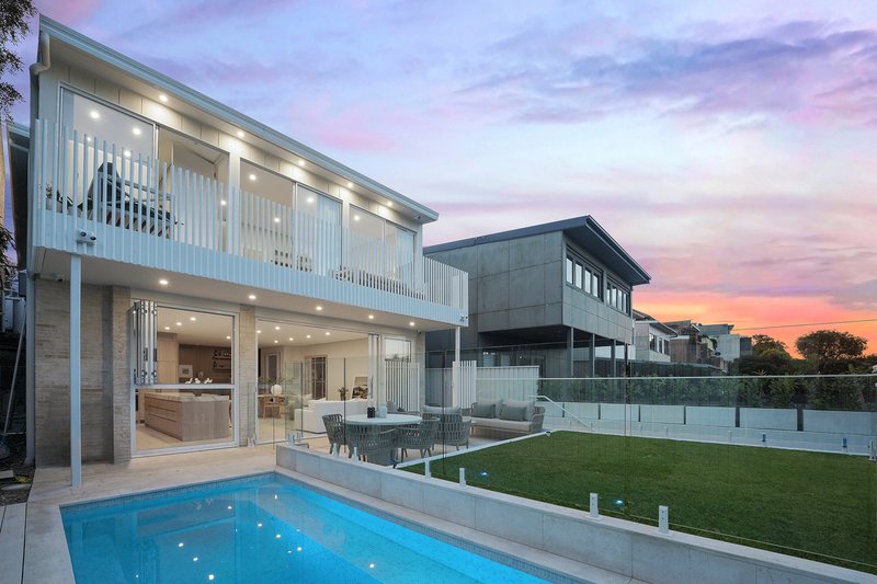 Photo - 10 Shaw Street, North Bondi NSW 2026 - Image 1