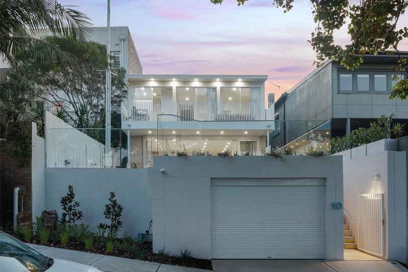 Photo - 10 Shaw Street, North Bondi NSW 2026 - Image 12