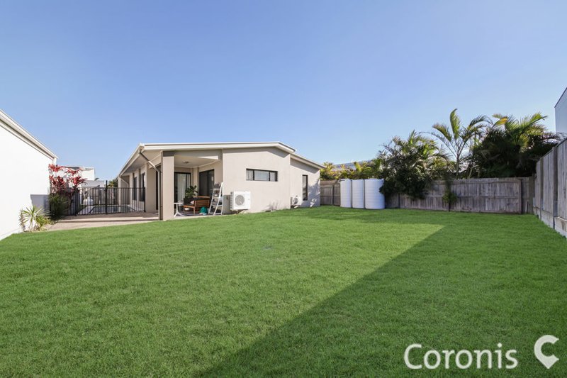 Photo - 10 Sheave Street, Birtinya QLD 4575 - Image 3