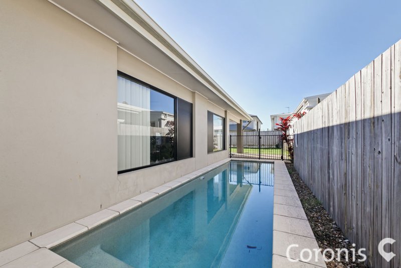 Photo - 10 Sheave Street, Birtinya QLD 4575 - Image 4