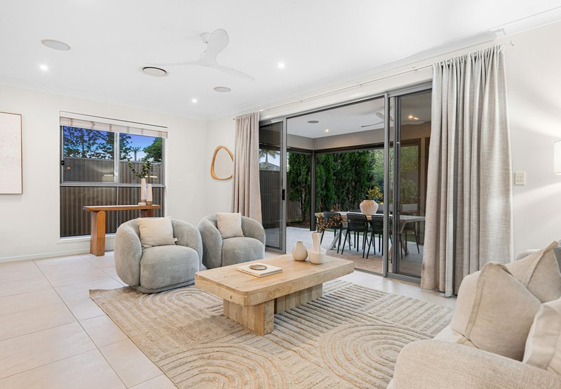 Photo - 10 Shelley Street, Cannon Hill QLD 4170 - Image 5