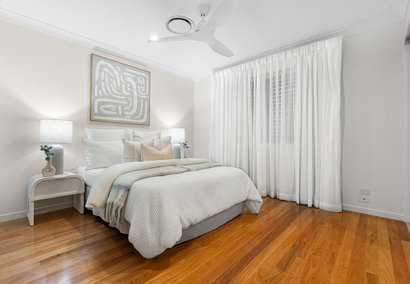 Photo - 10 Shelley Street, Cannon Hill QLD 4170 - Image 14