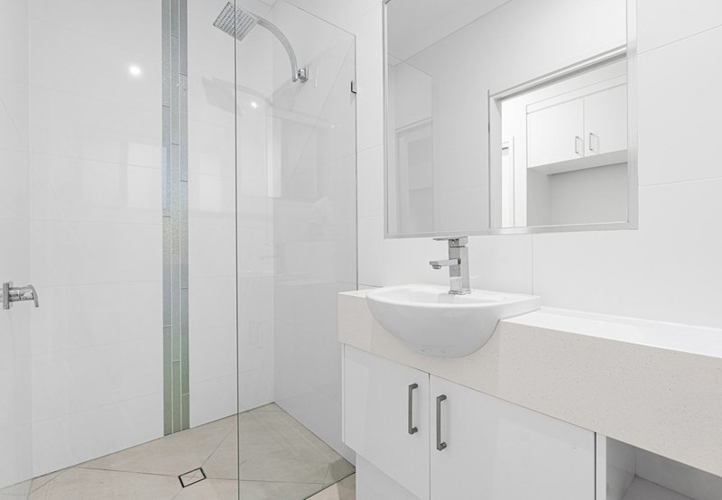 Photo - 10 Shelley Street, Cannon Hill QLD 4170 - Image 23