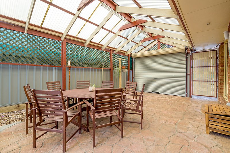 Photo - 10 Sheridan Way, Roxburgh Park VIC 3064 - Image 15