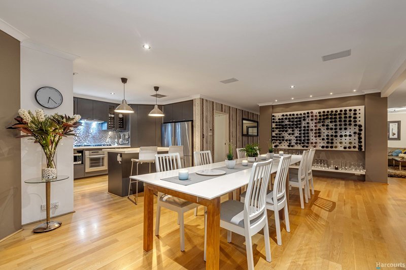 Photo - 10 Sheringham Retreat, Currambine WA 6028 - Image 3