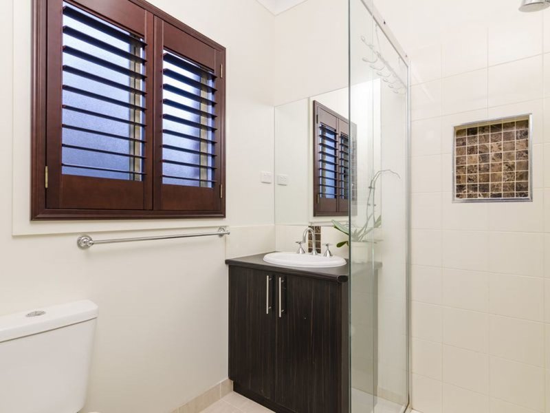 Photo - 10 Shield Road, Point Cook VIC 3030 - Image 10