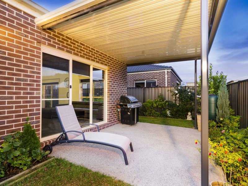 Photo - 10 Shield Road, Point Cook VIC 3030 - Image 11