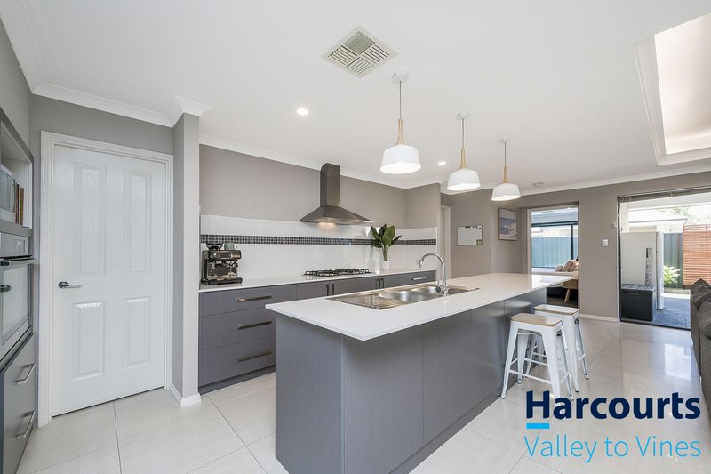 Photo - 10 Shipley Street, Brabham WA 6055 - Image 4