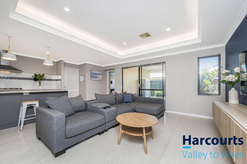 Photo - 10 Shipley Street, Brabham WA 6055 - Image 6