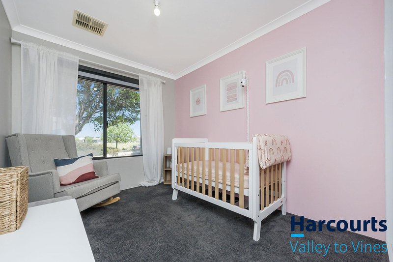 Photo - 10 Shipley Street, Brabham WA 6055 - Image 15