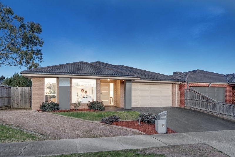 10 Shoal Circuit, Doreen VIC 3754