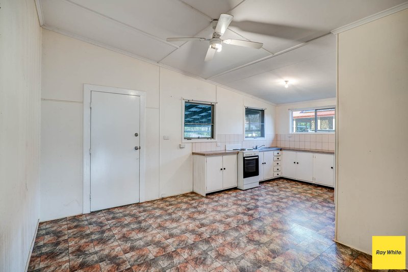 Photo - 10 Short Street, Esk QLD 4312 - Image 21