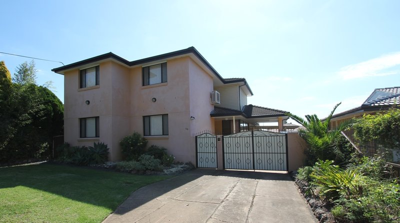 Photo - 10 Shortland Avenue, Lurnea NSW 2170 - Image 1