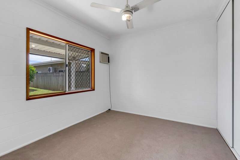 Photo - 10 Sidlaw Street, Smithfield QLD 4878 - Image 13