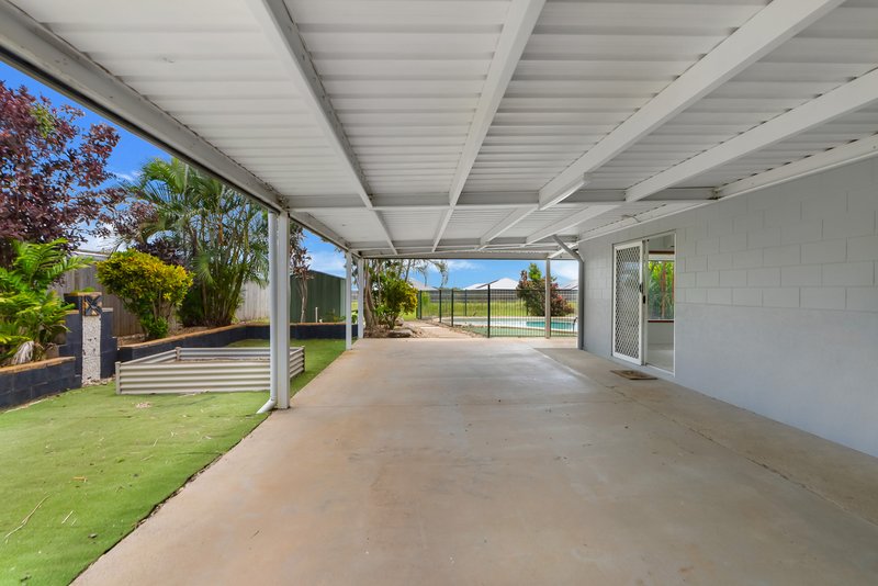 Photo - 10 Sidlaw Street, Smithfield QLD 4878 - Image 16