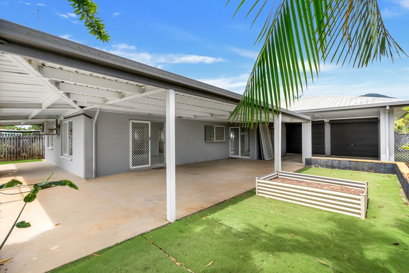 Photo - 10 Sidlaw Street, Smithfield QLD 4878 - Image 21